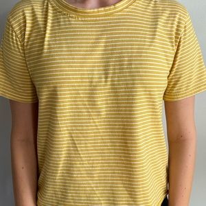 Yellow stripped t-shirt